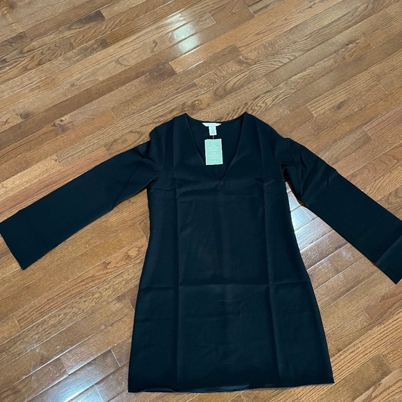 NWT H&M Women's V-Neck Black Dress - Picture 9 of 12